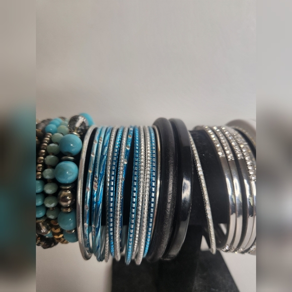 Mixed LOT of  BRACELETS - Picture 3 of 6